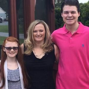 Meet your Posher, Leann laucirica